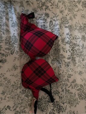 PINK Victoria's Secret Red and Black Plaid Lace Push-up Bra